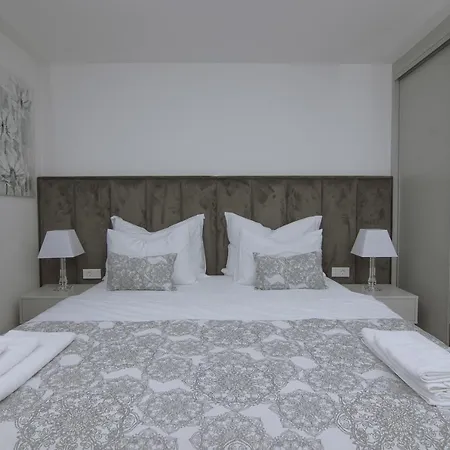 Adriatic Shell Apartment *